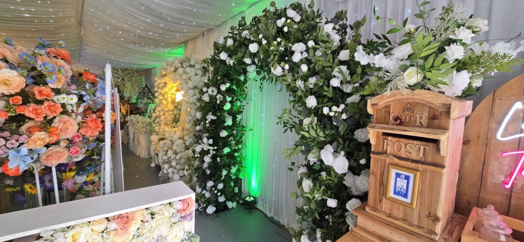 Flower arches and wedding flowers