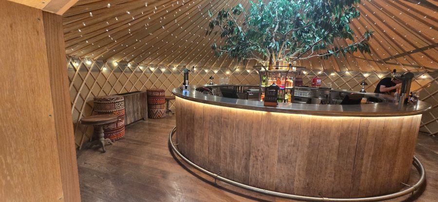 Bar at Thorpe Gardens
